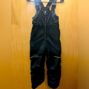 Columbia waterproof ski overalls youth size (S) fits like 6-8 kids size.